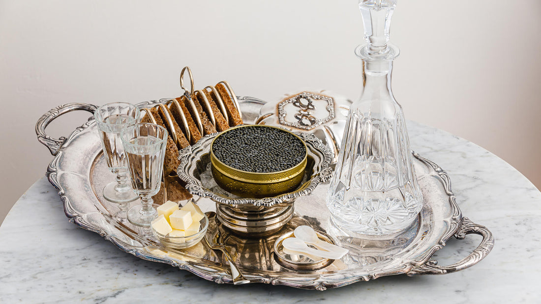 Kaviar auf Silbertableau